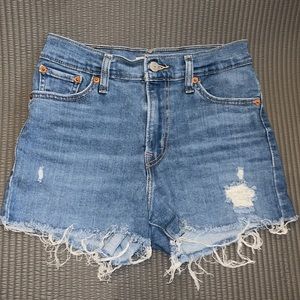 Levi’s High Rise Shorts Sz 26